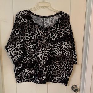 Lane Bryant 26/28 leopard print 3/4 sleeve tee